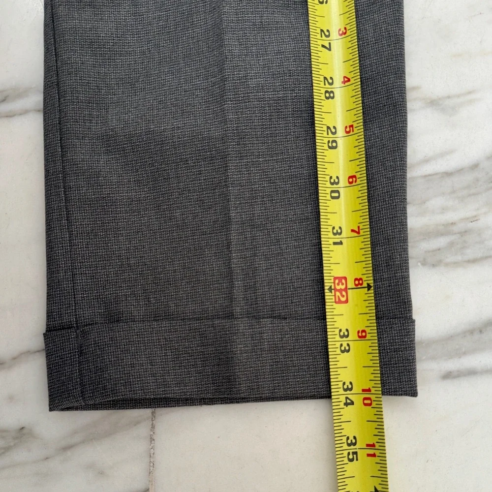 Banana Republic Factory Cropped Roll Cuff Gray Pants,‎ Size 6R